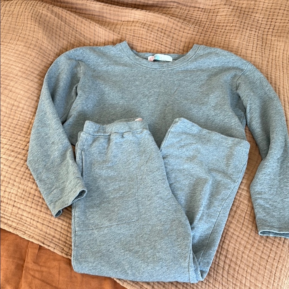 Free people beach Cropped Sweatshirt and cropped sweats set